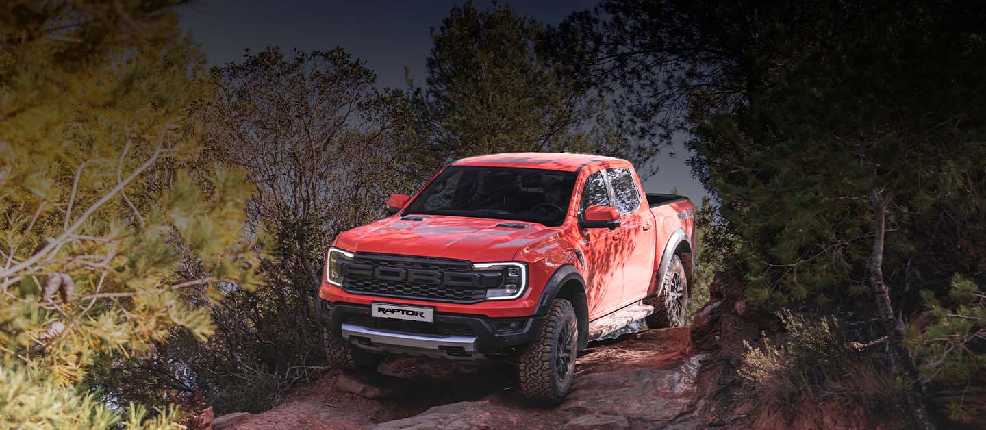 Descubre Capacidades, Motor y Equipamiento de Camioneta Pickup Ford Ranger Raptor 2025
