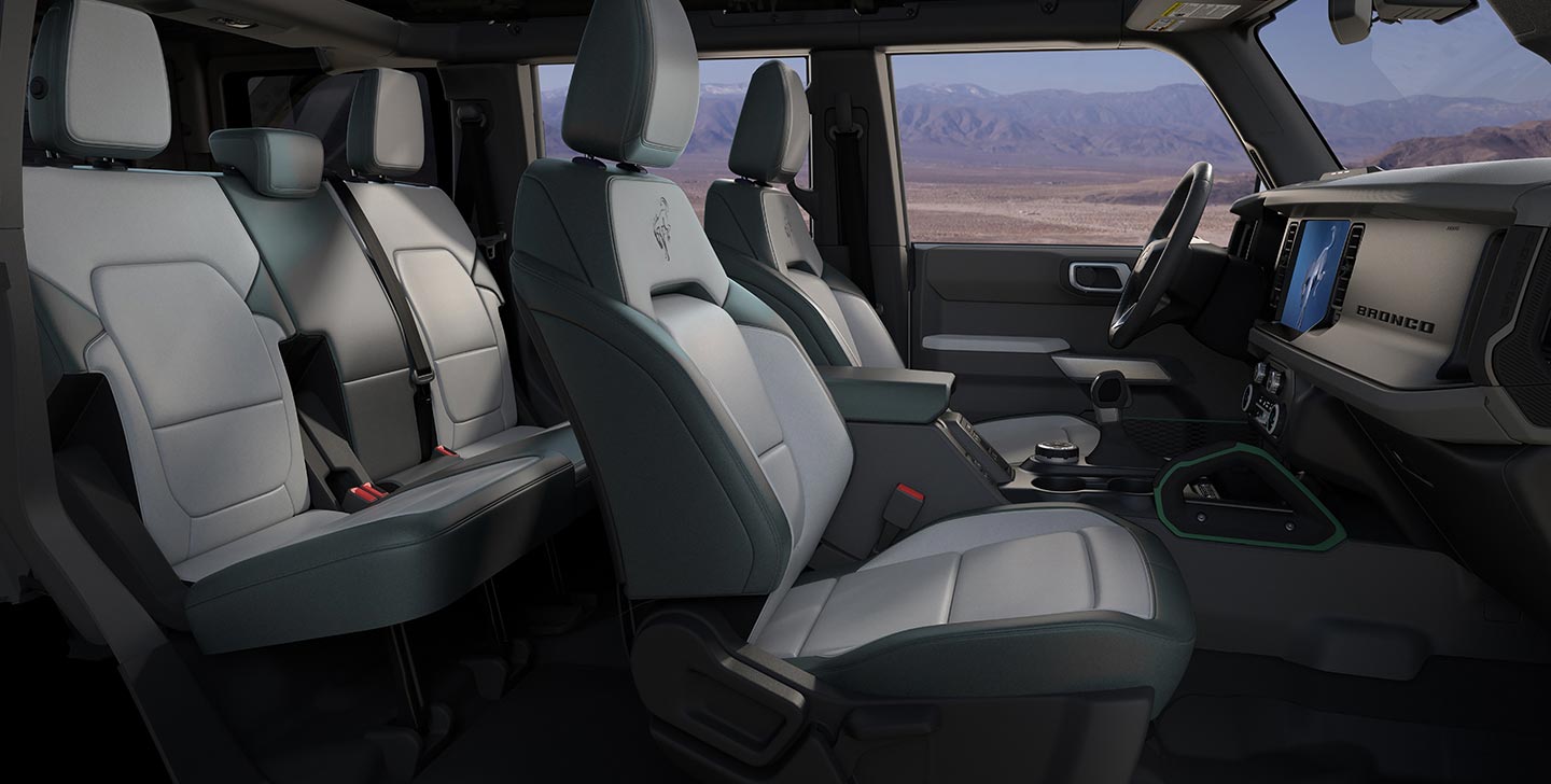 Asientos en Vinil Grado Marino de Ford Bronco Everglades 2024