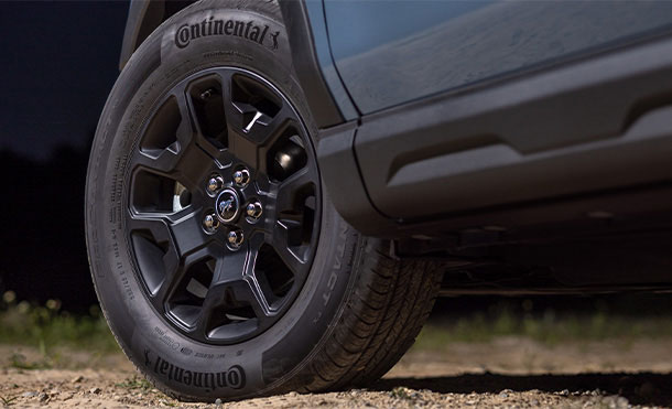La Edición Especial Ford Bronco Sport Black Appearance 2024 monta rines negros exclusivos