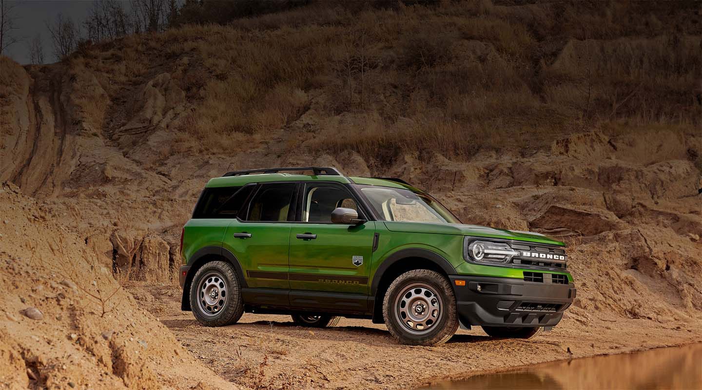 Diseño Off-Road con Gráficos exclusivos de Edición Black Diamond de SUV Ford Bronco Sport 2023