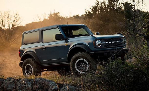 Equipa tu Camioneta SUV Todoterreno Ford Bronco 2024 con el Paquete Sasquatch de Accesorios OffRoad