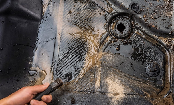 Ford Bronco 2025, SUV 4x4 de fácil limpieza gracias a su sistema de drenaje