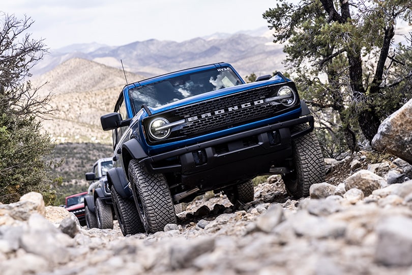 Ford Bronco 2026, Camioneta SUV 4x4 con Suspensión HOSS 2.0 y Amortiguadores Bilstein