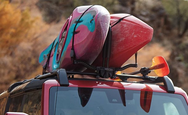 Accesorio Original Portakayak Plegable para Rieles de Techo Thule de Ford Bronco 2021