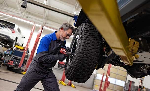 Encuentra el Registro e Historial de Servicio de tu Auto, SUV o Camión Ford