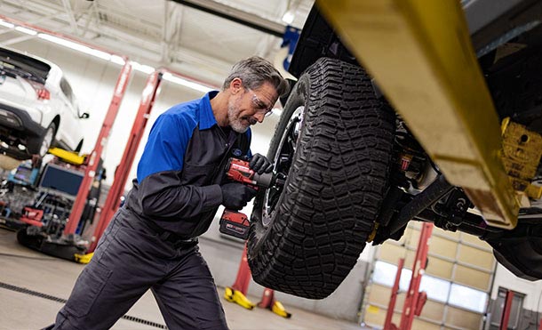 Encuentra el Registro e Historial de Servicio de tu Auto, SUV o Camión Ford