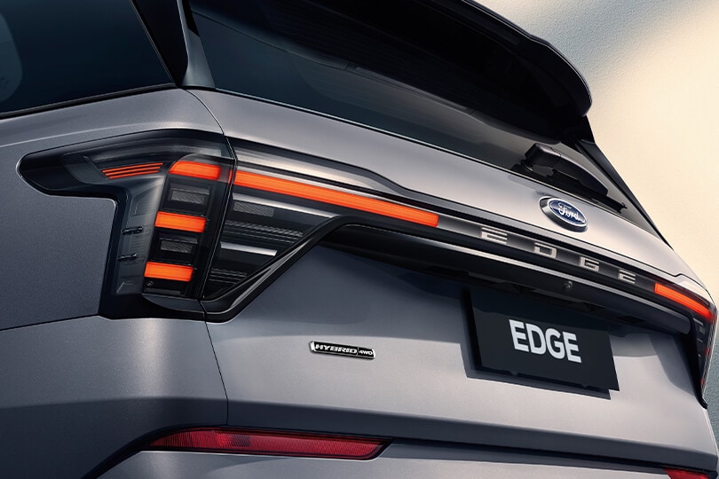 Diseño exterior, Fascia trasera y Calaveras de la Renovada Ford Edge Híbrida 2026