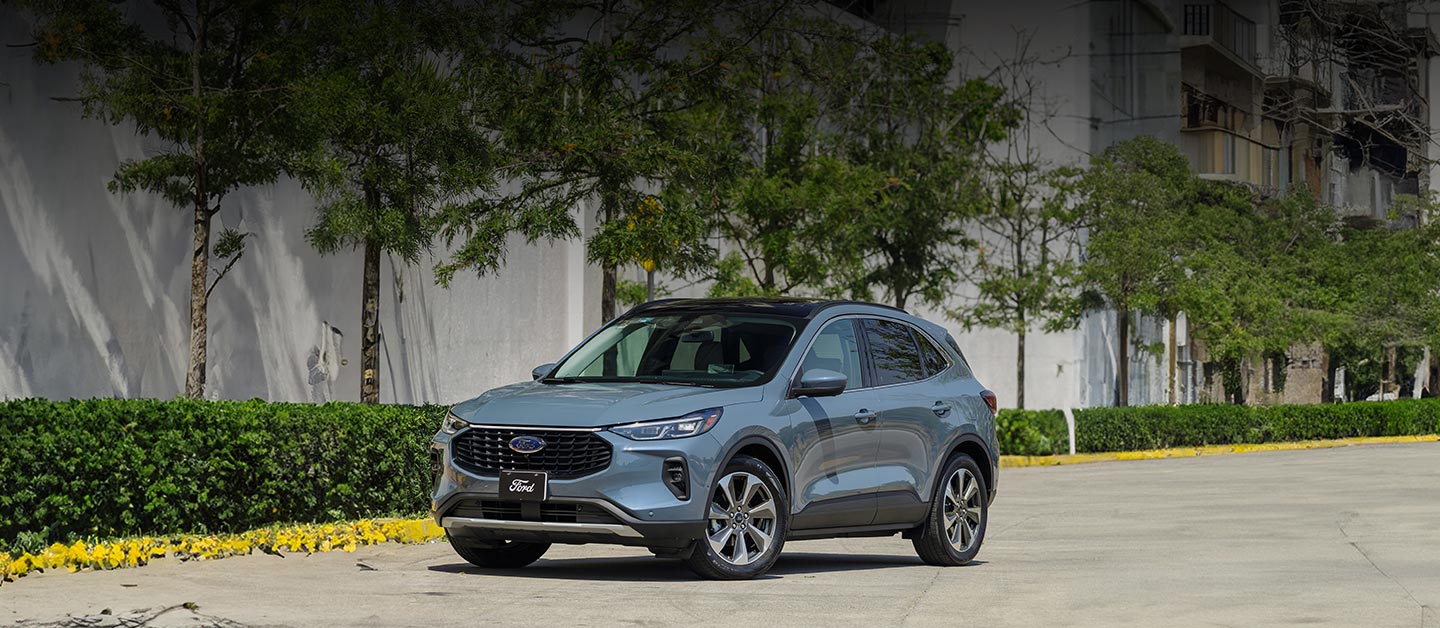 Descubre Ford Escape Híbrida 2025, SUV de gran Rendimiento, Tecnología y Equipamiento