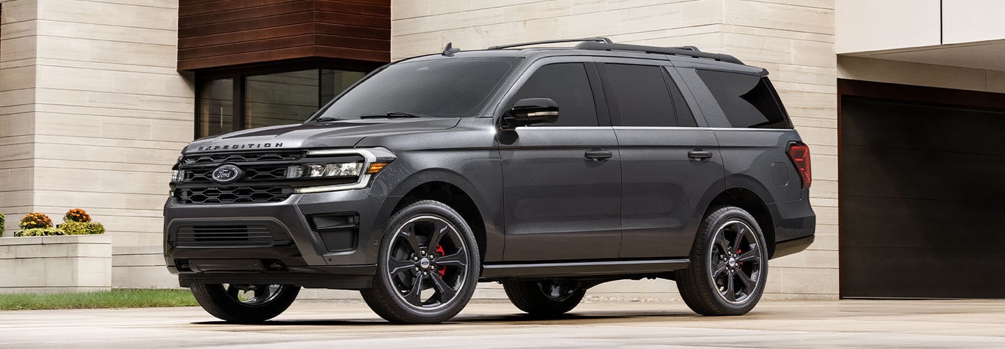 Espectacular Diseño de SUV Deportiva y Lujosa Ford Expedition Stealth Performance 2024