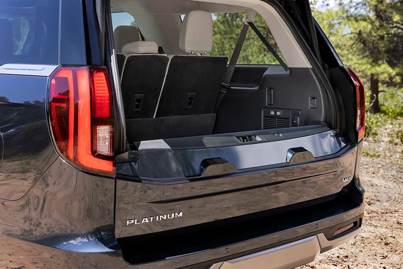 Nueva cajuela y medallón de apertura independiente en renovada Ford Expedition 2026