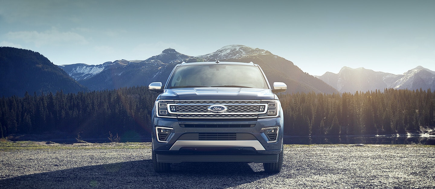 Información y Ficha Técnica de Camioneta SUV Ford Expedition 2020