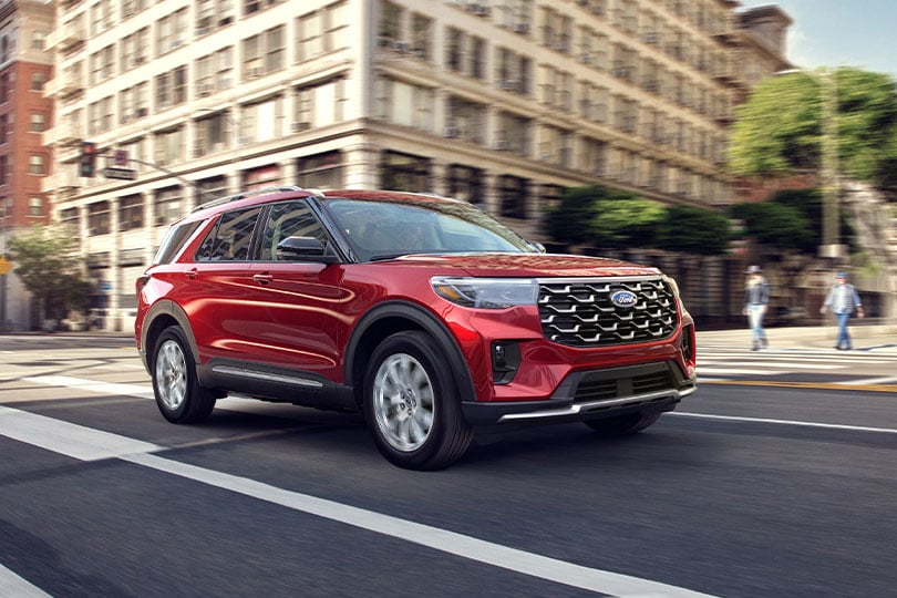 Conducción estable y capaz en la Camioneta SUV Ford Explorer 2026 por su suspensión independiente