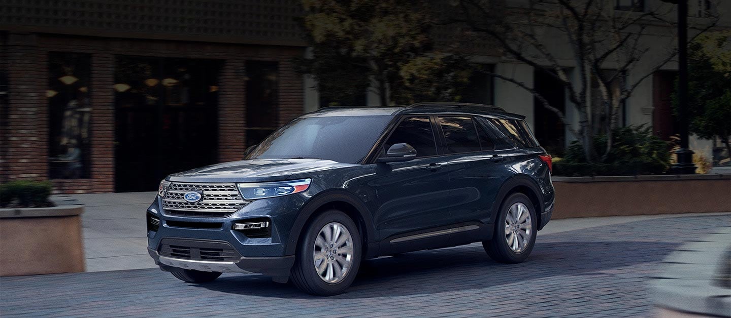 Ford Explorer 2023, camioneta SUV 3 Filas equipada con Gran Motor y Tecnología