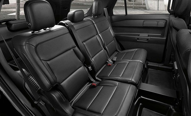 Ford Police Interceptor Utility 2026, SUV Policial con Segunda Fila en Vinil