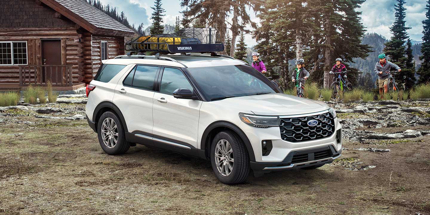 Características, Especificaciones e Información de Camioneta Familiar de 3 filas, Ford Explorer 2025
