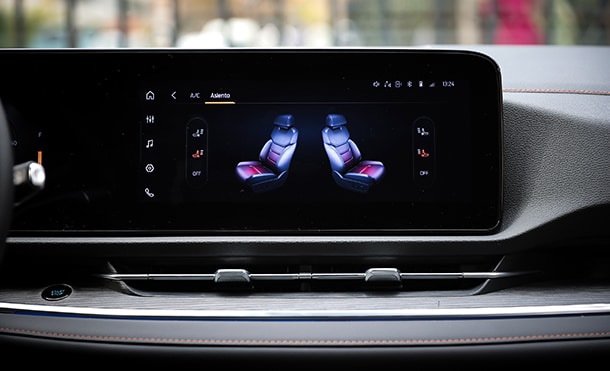 Ford Territory 2026 equipa asientos calefactables y ventilados controlables desde la pantalla