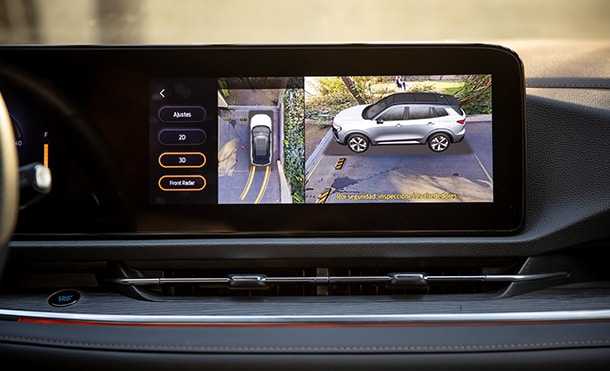 Visualiza tu entorno con la cámara 360 de gran definición, equipada en Ford Territory 2026