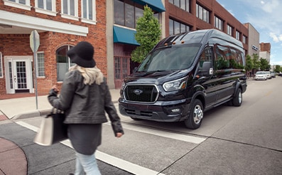 Tecnología equipada en los vehículos Ford Asistencia PreColisión con Freno de Emergencia Automático