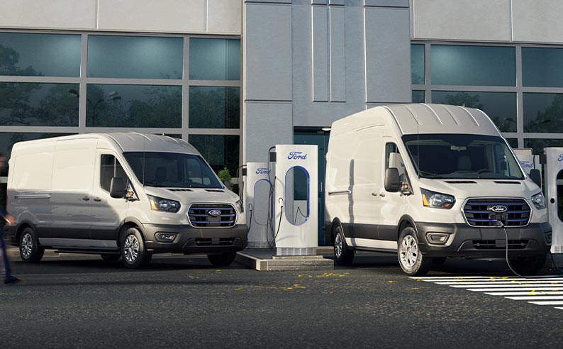 Elige entre Vehículos Comerciales Ford: Pickup, Van o Camión, el que se adapte a tu Empresa