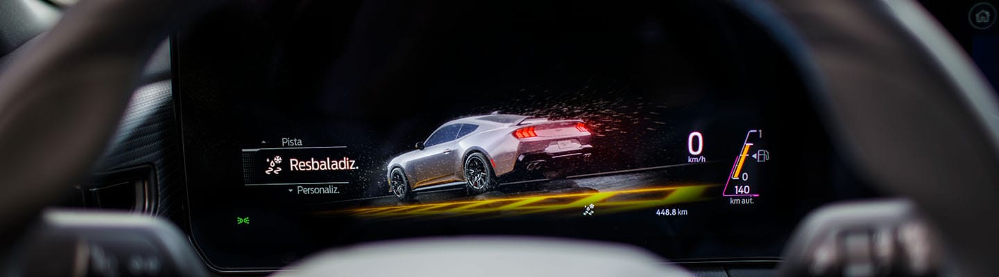 Modo de Manejo Resbaladizo con gráficos en Tablero Digital Pantalla de Ford Mustang 2025