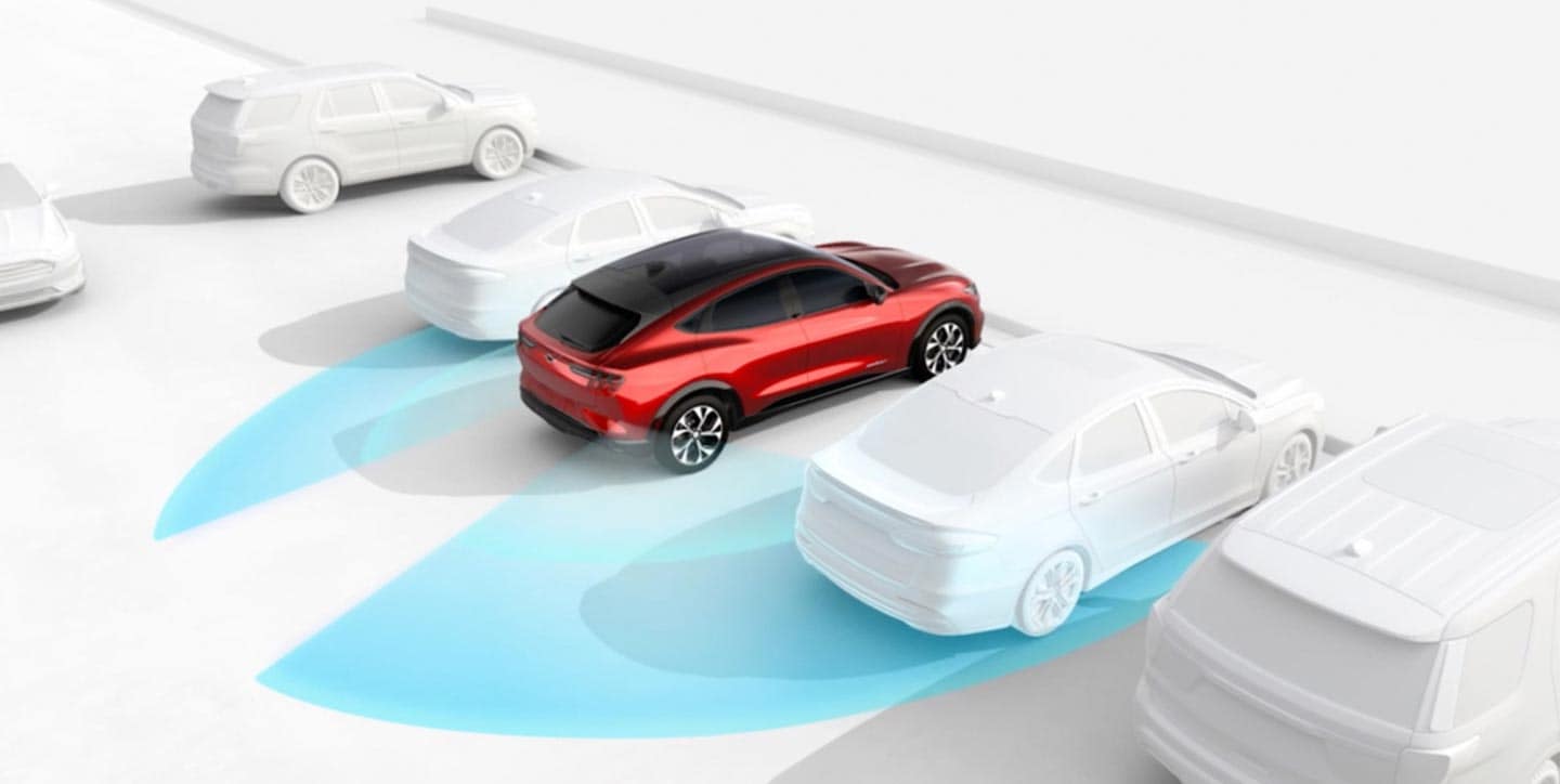 Monitoreo de Punto Ciego BLIS® con Alerta de Tráfico Cruzado