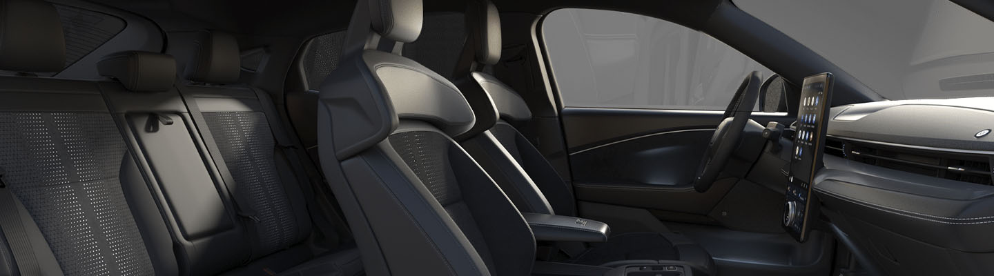 SUV eléctrica de Gran Rango de Autonomía Ford Mustang Mach-E 2025 y sus interiores ActiveX